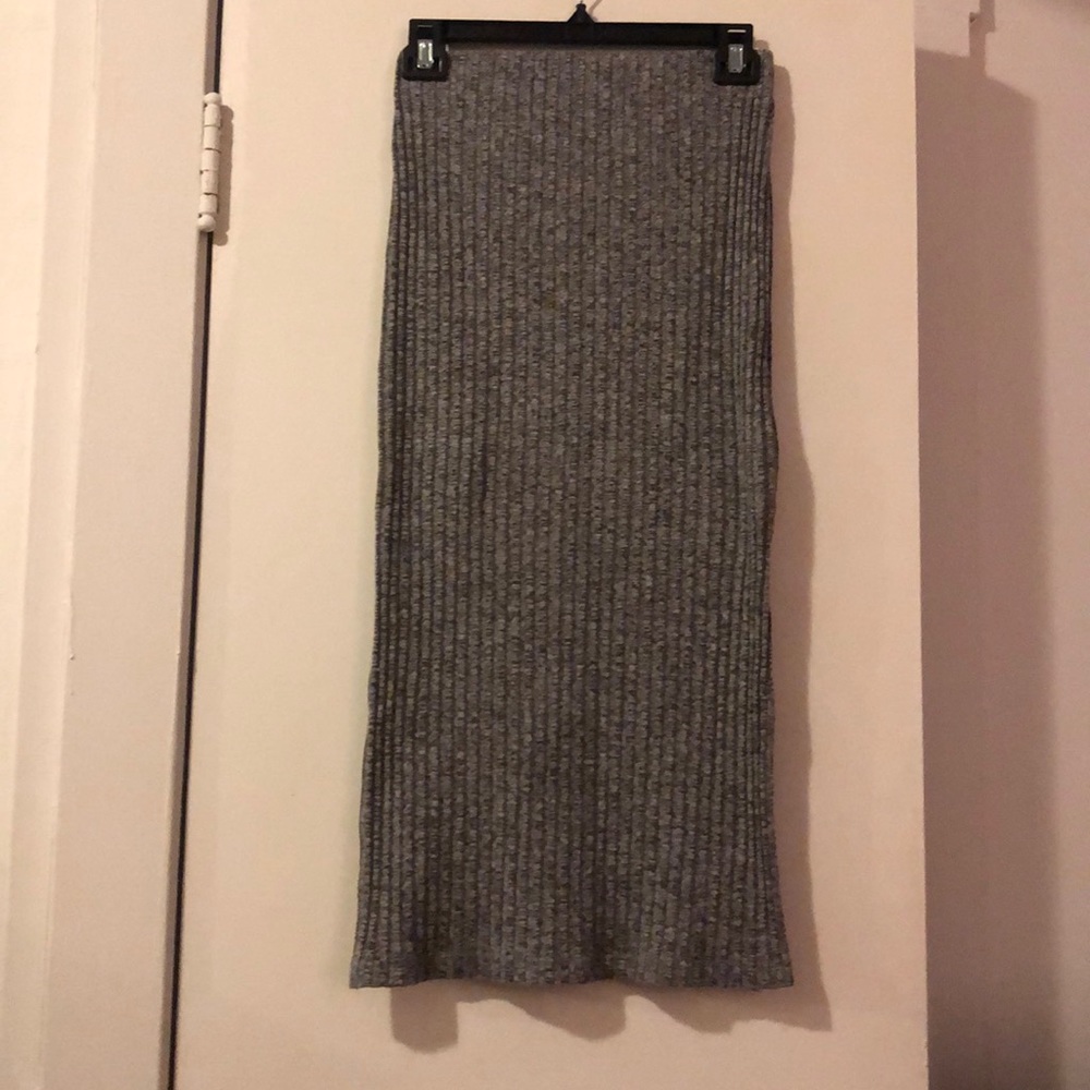 Topshop Midi Skirt with Slit. Grey